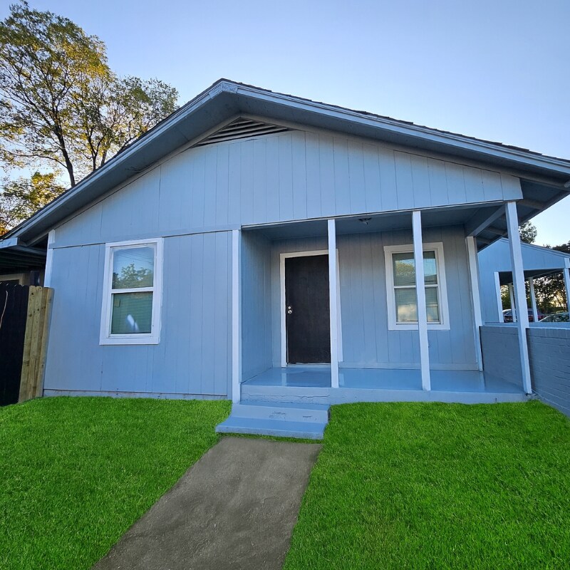 Foto principal - 220 E Woodin Blvd