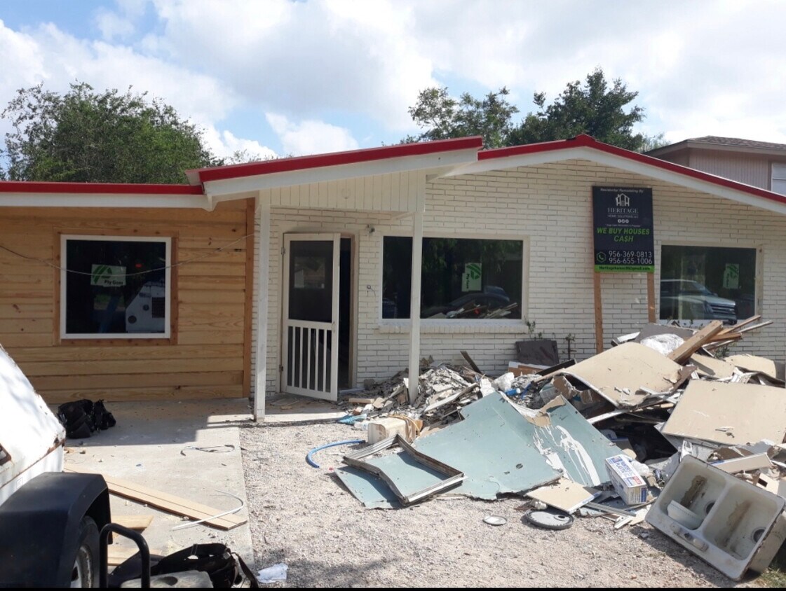 Foto principal - 916 S 15th Ave