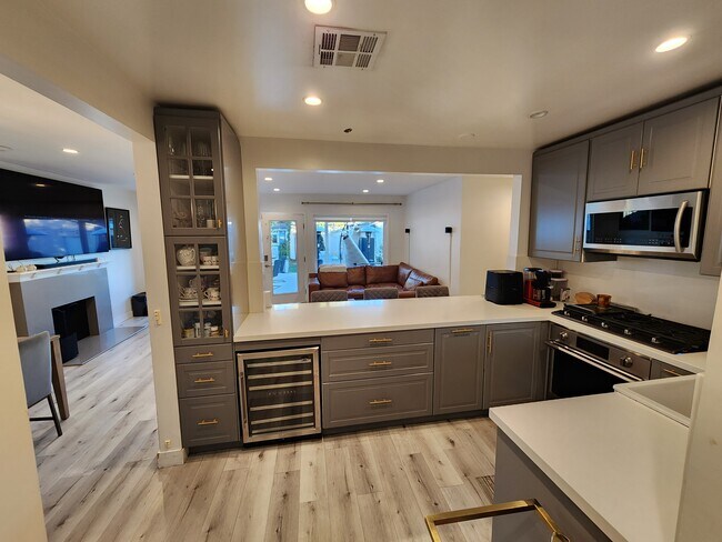 Foto del edificio - 7000 Andasol Ave