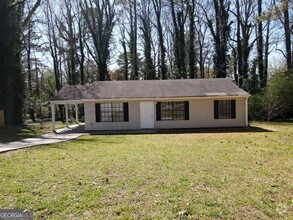 Building Photo - 61 Scoby Ct