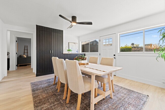 Building Photo - 6511 Brock Dr