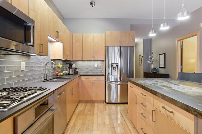 Foto del edificio - 401 N 2nd St