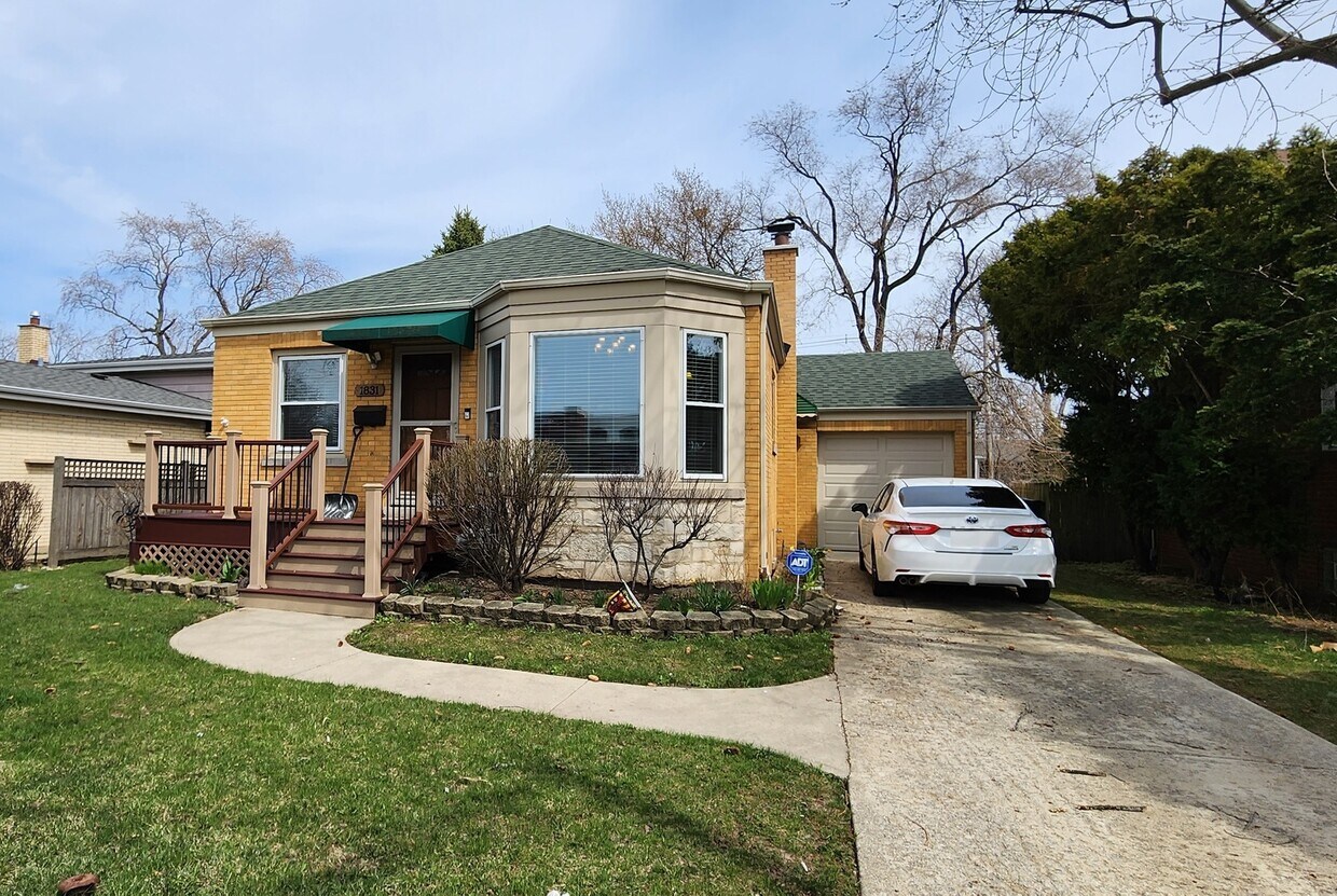 Foto principal - 1831 S Cumberland Ave