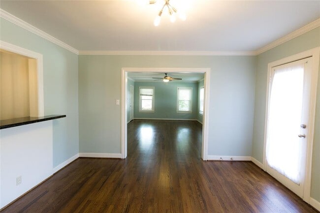Building Photo - 2348 Dryden Rd