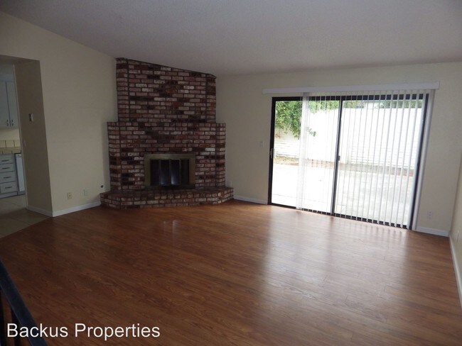 Building Photo - 3 br, 2 bath House - 644 Victor St.