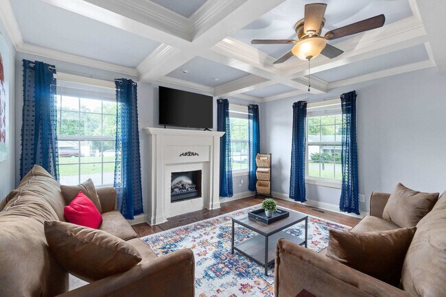 Foto del edificio - 206 E Street-ID1367386P