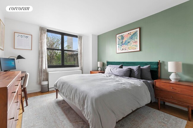 Foto del edificio - 200 E 90th St