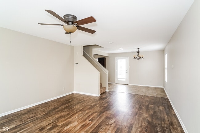 Building Photo - 622 Greenway St