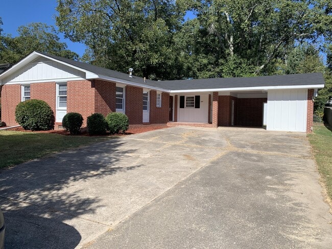 Building Photo - 247 Sherwood Dr