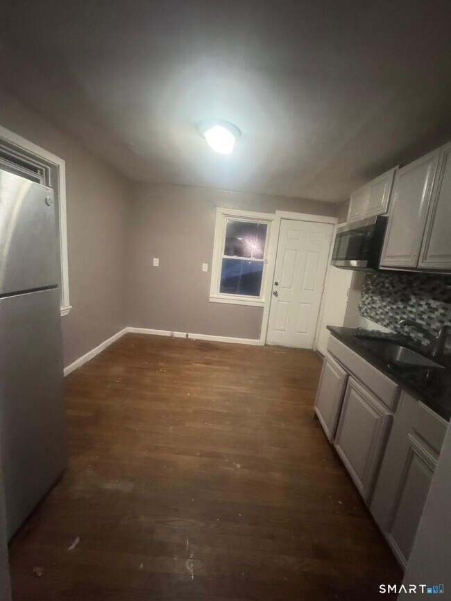 Foto del edificio - 30 Wake St