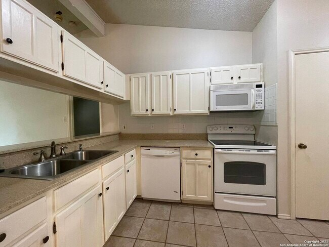 Building Photo - 4426 Brushy Hill
