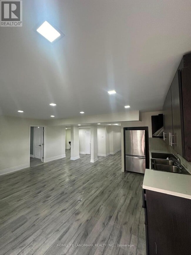 Building Photo - 81 Frank Kelly Dr
