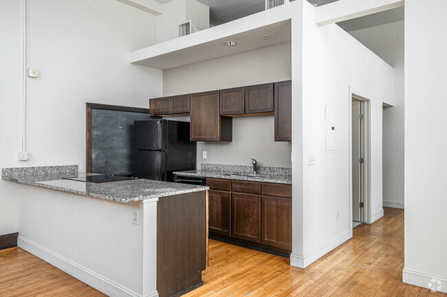 1BR, 1BA - 660 SF - Horace Mann Lofts