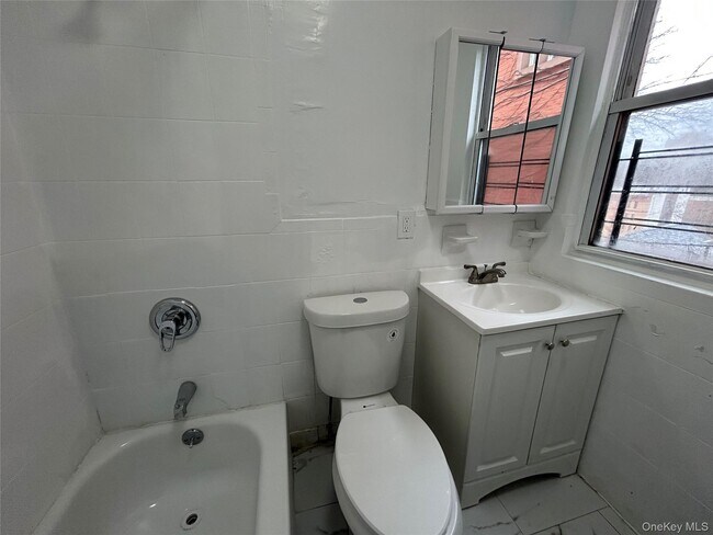 Foto del edificio - 1819 Palisade Pl