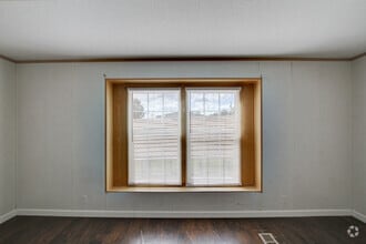 Building Photo - 295 Seays Rd