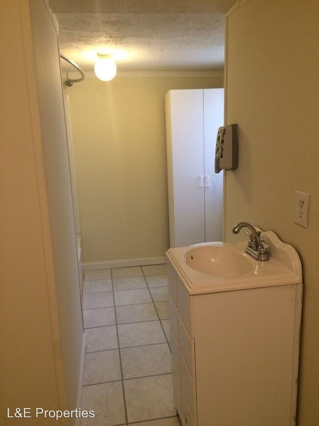 Foto del edificio - 2 br, 1 bath House - 2223 Acme Rd