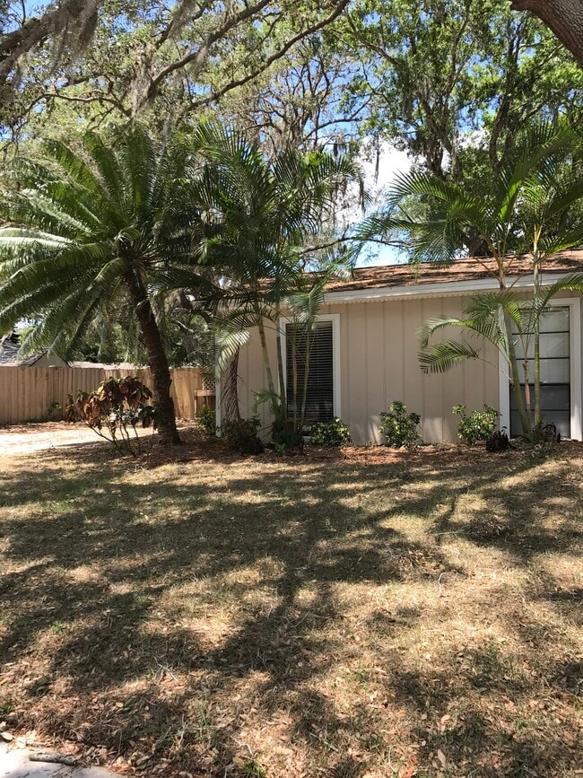 Building Photo - 2633 Pursell Cir