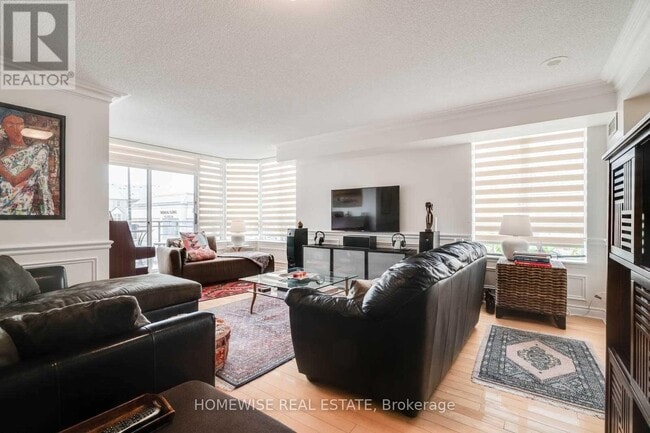 Building Photo - 130 Pond Dr