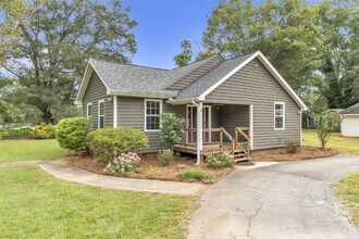 Building Photo - 4285 Jordan Rd