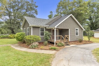 Building Photo - 4285 Jordan Rd