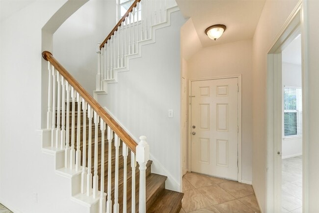 Building Photo - 20614 Sycamore Crest Ln