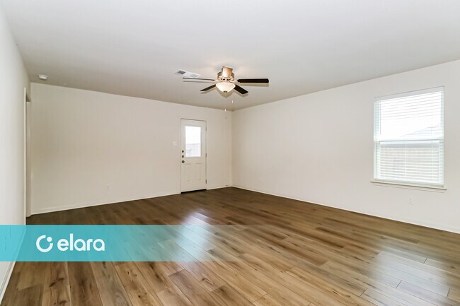 Foto del edificio - 129 Stratton Ln