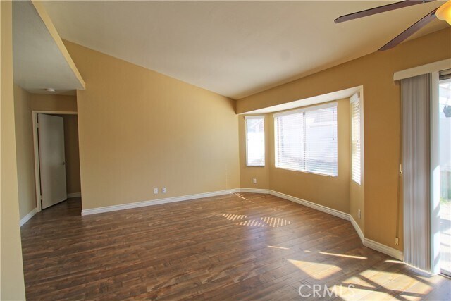 Foto del edificio - 7817 Village Lakes Rd