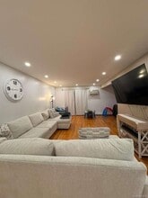 Building Photo - 4 Charles Ln