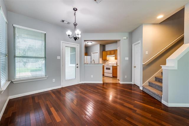 Building Photo - 9801 Cedarcrest Dr