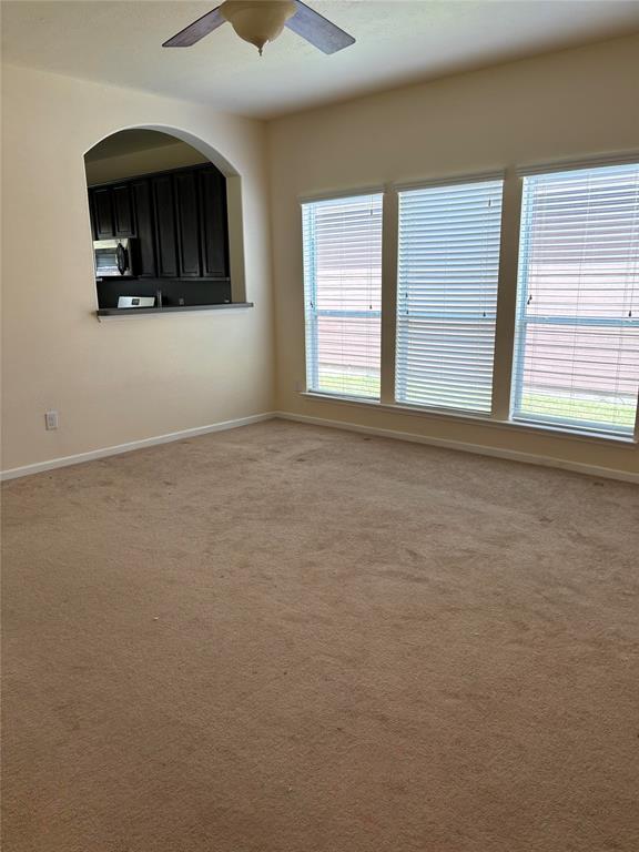 Building Photo - 3722 Elderberry Dr