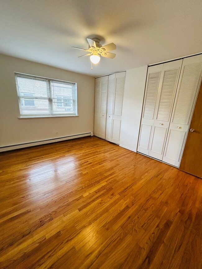 Interior Photo - Hollywood Beach