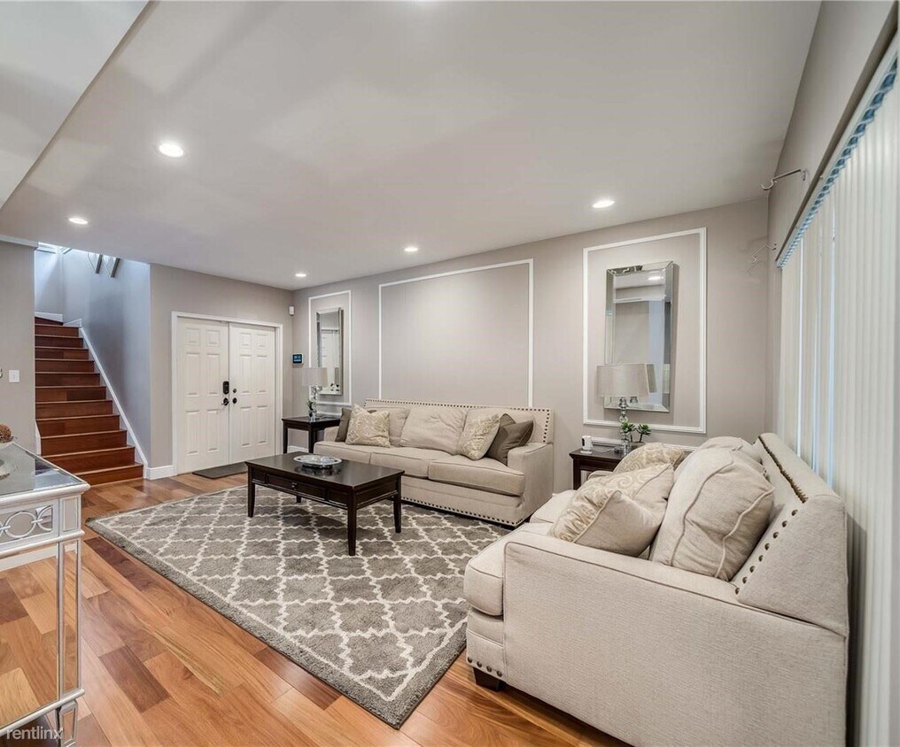 Foto principal - 3 br, 2 bath House - 12742 Southwest 20th ...