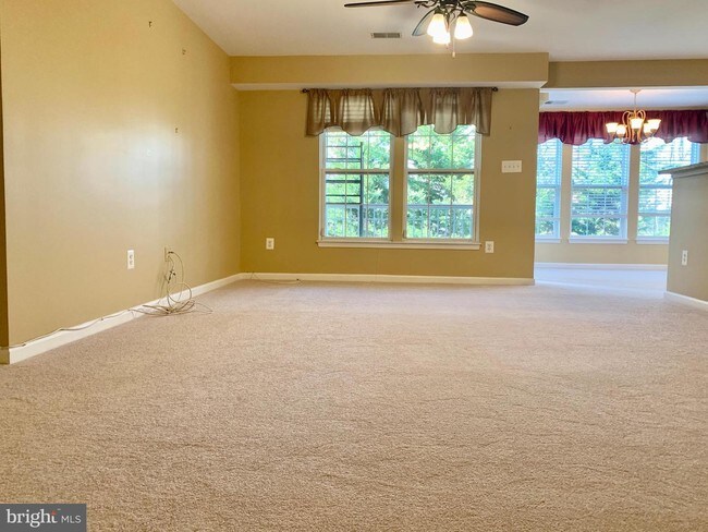 Building Photo - 7502 Calderon Ct