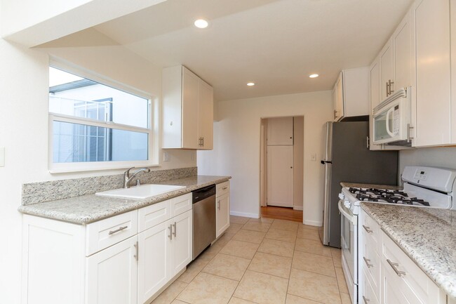 Foto del edificio - ***LA MESA BEST KEPT SECRET*** AVAILABLE N...