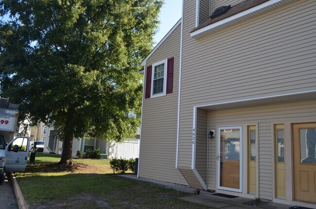 Building Photo - 4626 Flicka Ct