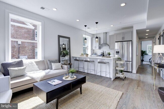 Foto del edificio - 3924 W St NW