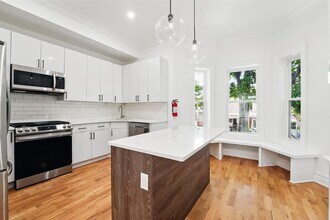 Building Photo - 52 Brinkerhoff St