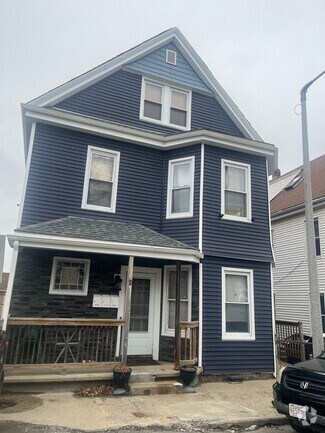 Building Photo - 8 Rock Ter
