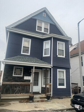 Building Photo - 8 Rock Ter