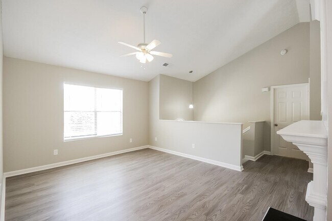 Building Photo - 3798 Cedar Trace Ln