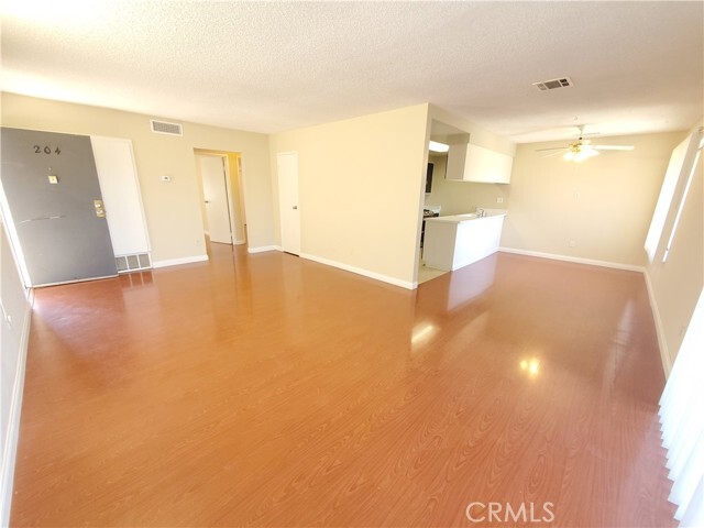 Building Photo - 1525 Walnut Leaf Dr