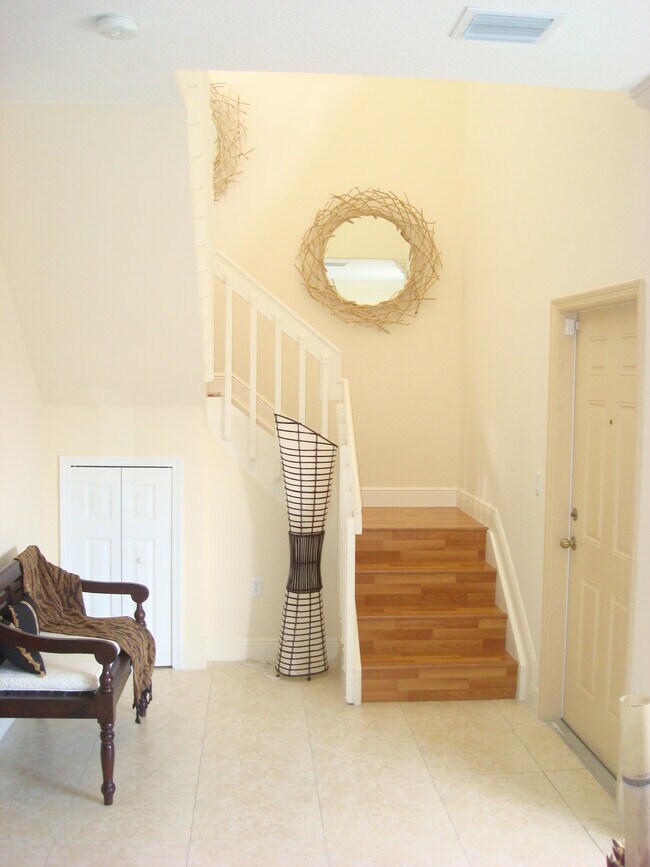 Foto del edificio - 17906 NW 59th Ave