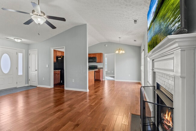 Building Photo - 2842 Weathersby Dr