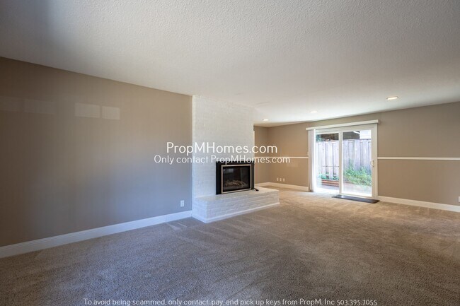 Building Photo - Beautiful Ranch Home in Lake Oswego - Three Bedrooms!