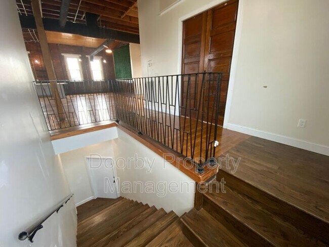 Building Photo - 1815 Bailey Ave