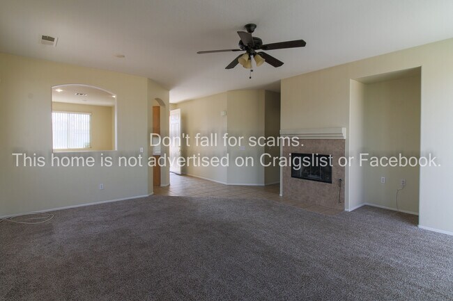 Foto del edificio - 11654 Maywood St
