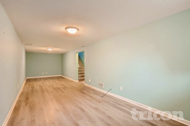 Building Photo - 6510 Hokah Dr