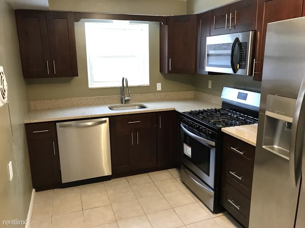 Primary Photo - 3 br, 2 bath House - 1124 Carnahan Rd