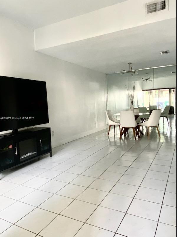 Foto del edificio - 10415 SW 153rd Ct