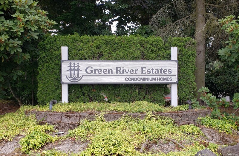 1844 Central Pl S Unit B11, Kent, WA 98030 Condo for Rent in Kent, WA